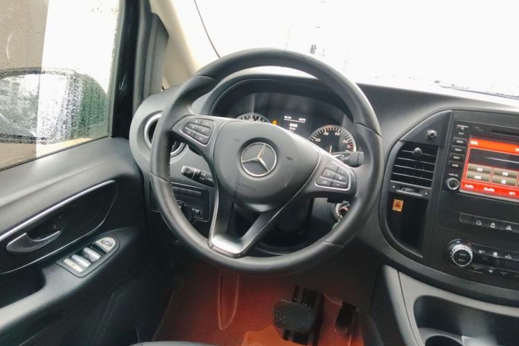 Used Mercedes-Benz Vito 2016 2.0T Business Edition Steering Wheel