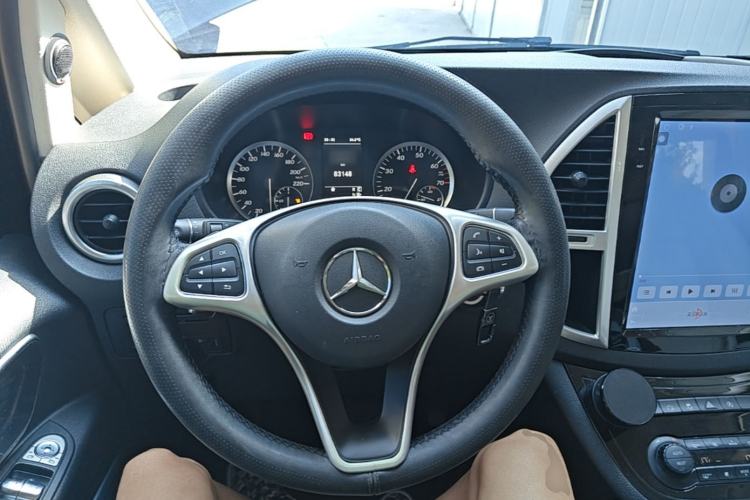 Used Mercedes-Benz Vito 2016 2.0T Elite Edition Steering Wheel