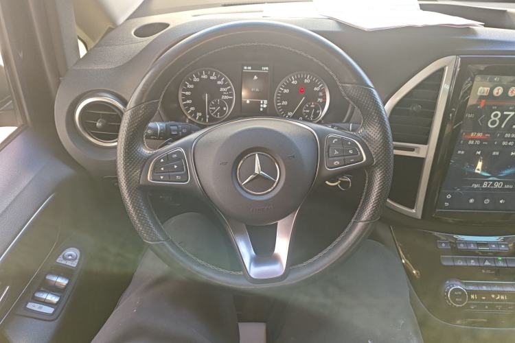 Used Mercedes-Benz Vito 2016 2.0T Business Edition Steering Wheel