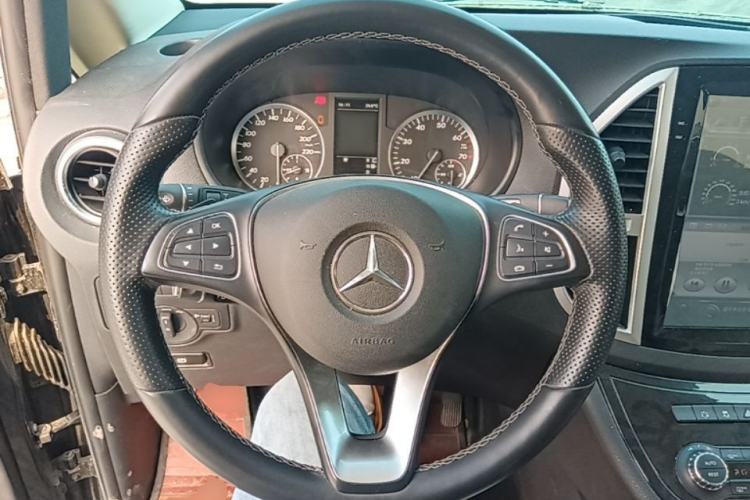 Used Mercedes-Benz Vito 2016 2.0T Business Edition Steering Wheel