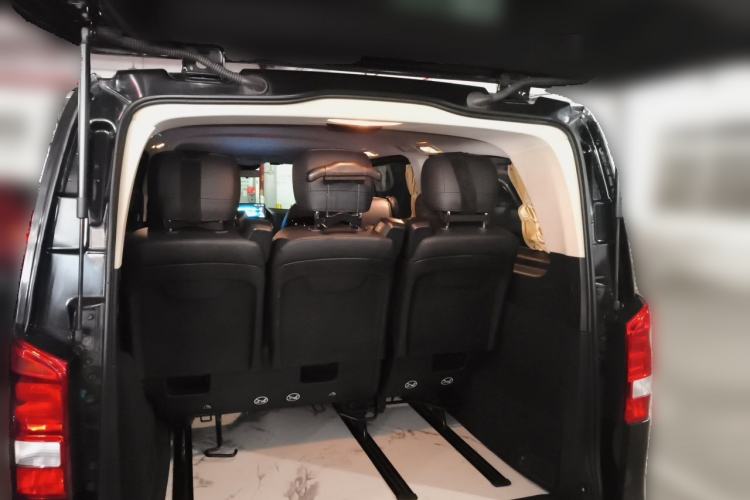 Used Mercedes-Benz Vito 2016 2.0T Business Edition Trunk