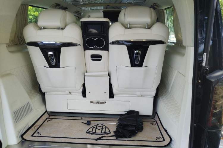 Used Mercedes-Benz Vito 2016 2.0T Elite Edition Trunk