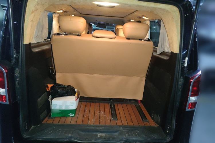 Used Mercedes-Benz Vito 2016 2.0T Business Edition Trunk
