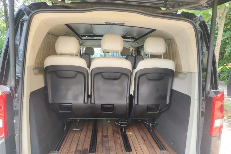 Used Mercedes-Benz Vito 2016 2.0T Business Edition Trunk