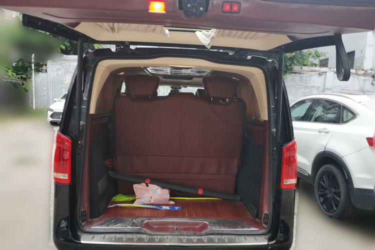 Used Mercedes-Benz Vito 2016 2.0T Elite Edition Trunk