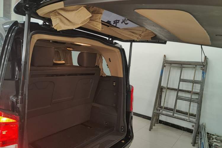 Used Mercedes-Benz Vito 2016 2.0T Business Edition Trunk
