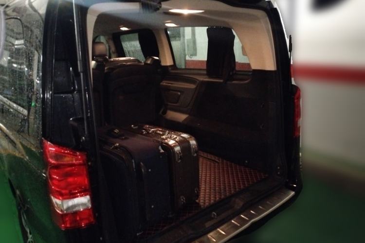 Used Mercedes-Benz Vito 2016 2.0T Business Edition Trunk