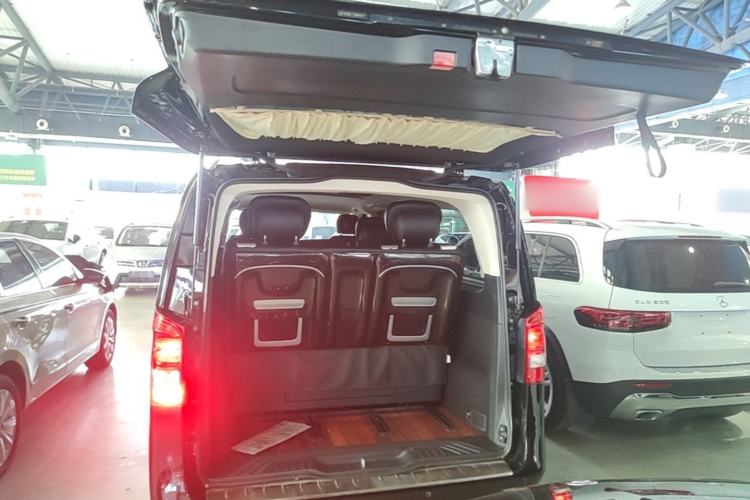Used Mercedes-Benz Vito 2016 2.0T Business Edition Trunk