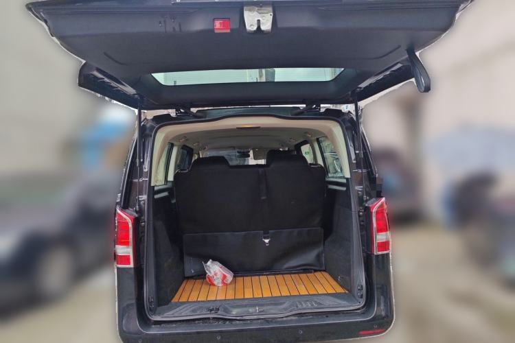 Used Mercedes-Benz Vito 2016 2.0T Business Edition Trunk