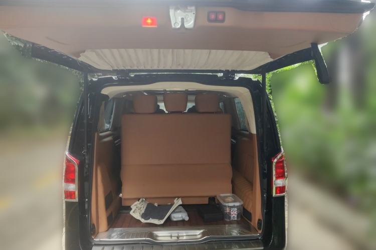 Used Mercedes-Benz Vito 2016 2.0T Elite Edition Trunk