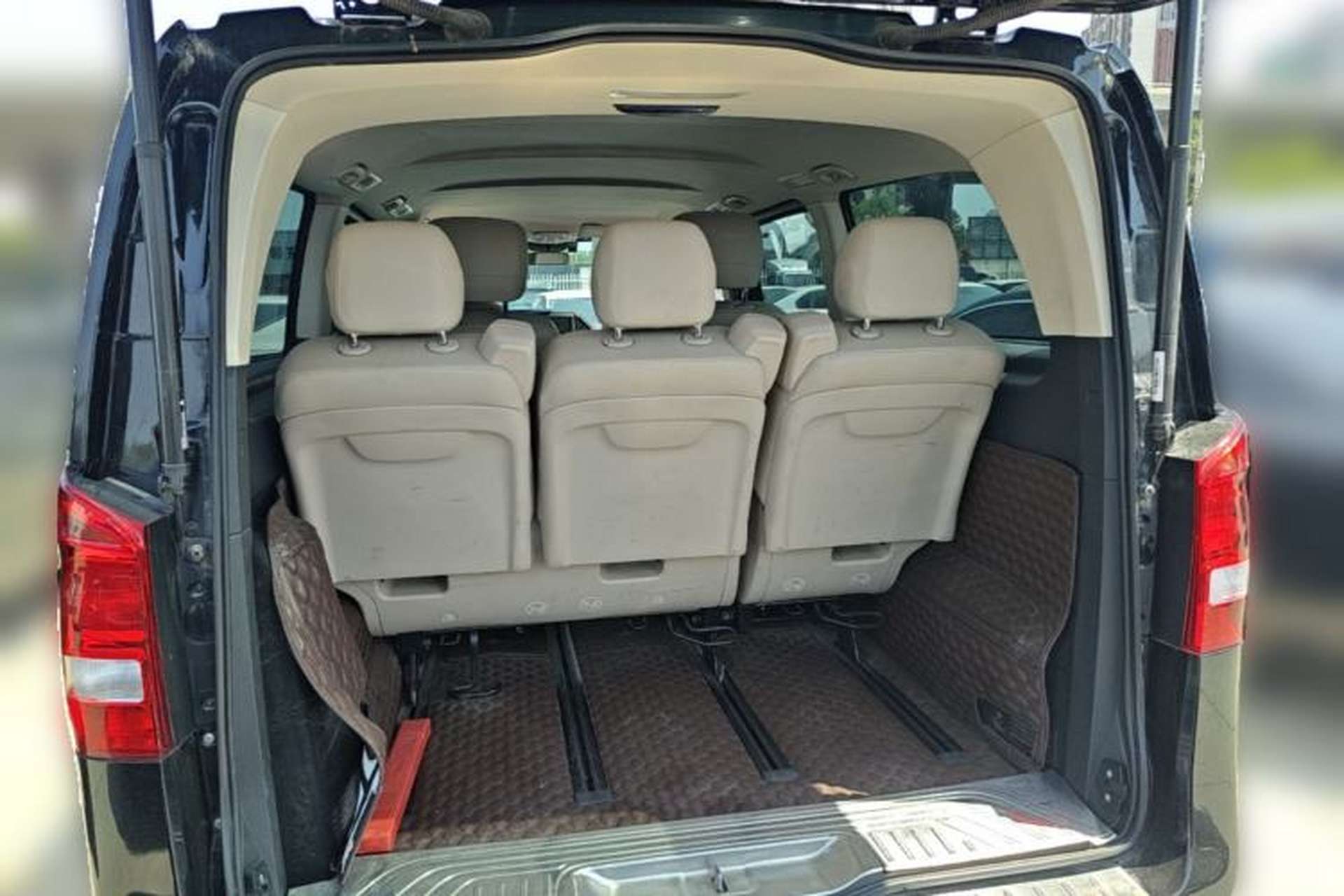 Used Mercedes-Benz Vito 2016 2.0T Business Edition Trunk