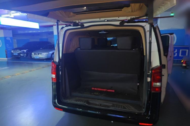Used Mercedes-Benz Vito 2016 2.0T Elite Edition Trunk