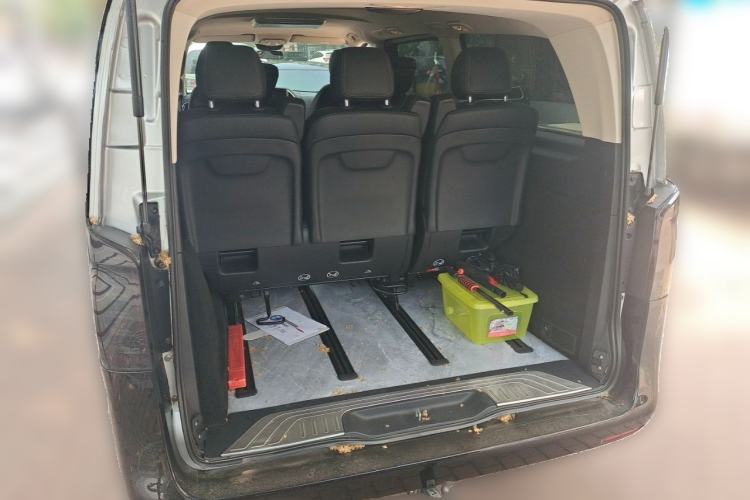 Used Mercedes-Benz Vito 2016 2.0T Business Edition Trunk