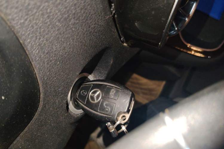 Used Mercedes-Benz Vito 2016 2.0T Elite Edition Vehicle Key