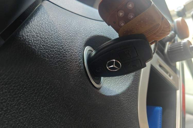 Used Mercedes-Benz Vito 2016 2.0T Business Edition Vehicle Key