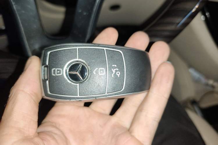 Used Mercedes-Benz Vito 2016 2.0T Business Edition Vehicle Key