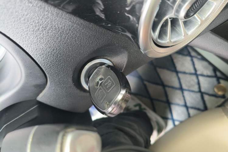 Used Mercedes-Benz Vito 2016 2.0T Business Edition Vehicle Key