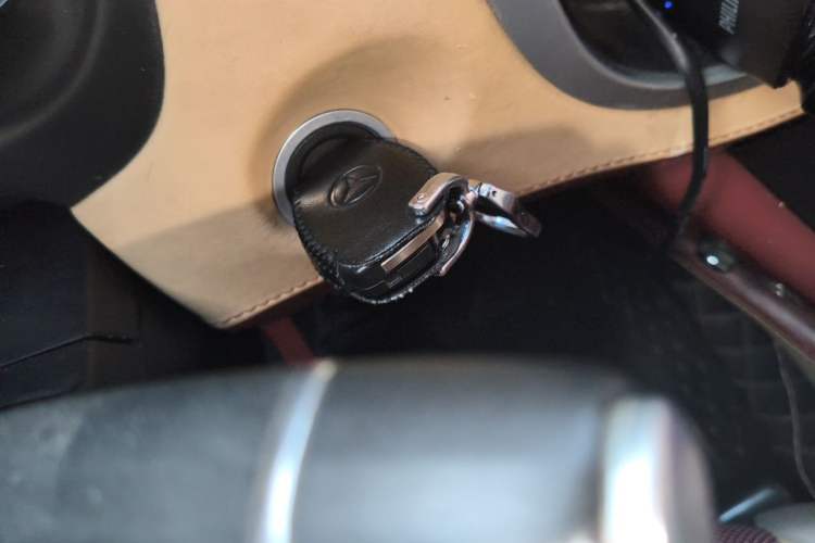 Used Mercedes-Benz Vito 2016 2.0T Business Edition Vehicle Key