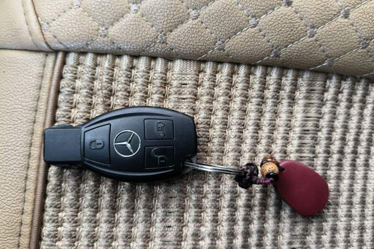 Used Mercedes-Benz Vito 2016 2.0T Business Edition Vehicle Key