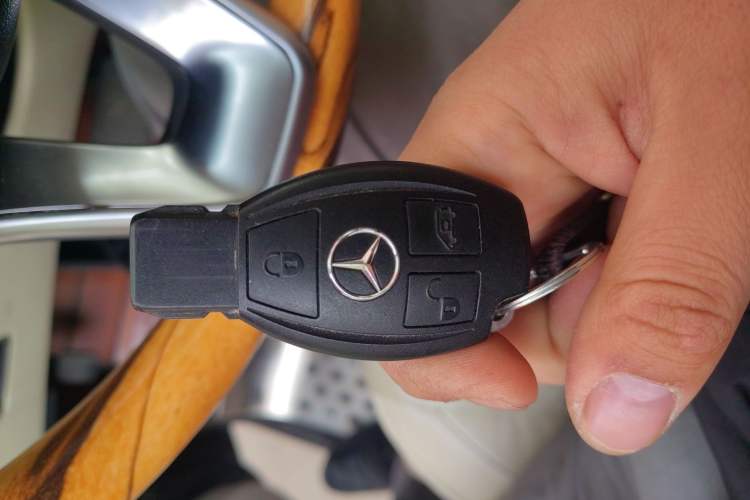 Used Mercedes-Benz Vito 2016 2.0T Business Edition Vehicle Key