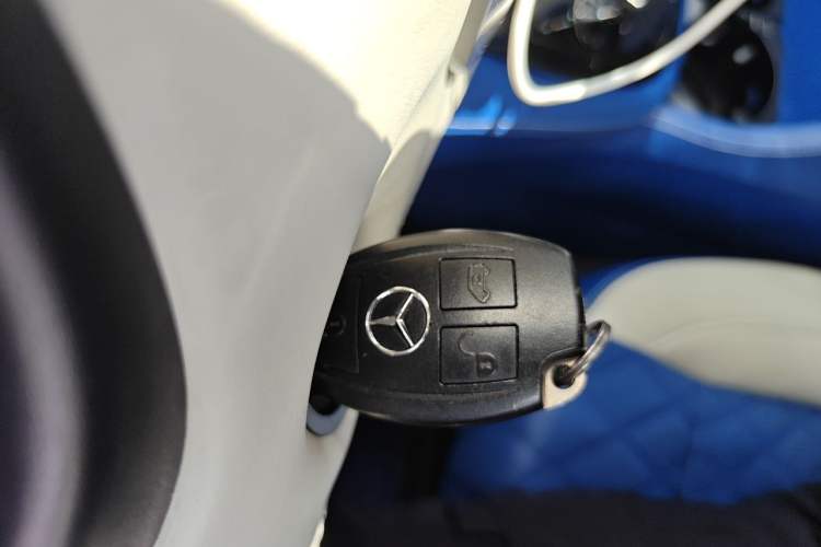 Used Mercedes-Benz Vito 2016 2.0T Business Edition Vehicle Key
