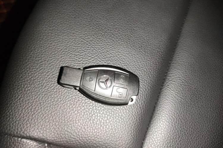 Used Mercedes-Benz Vito 2016 2.0T Business Edition Vehicle Key