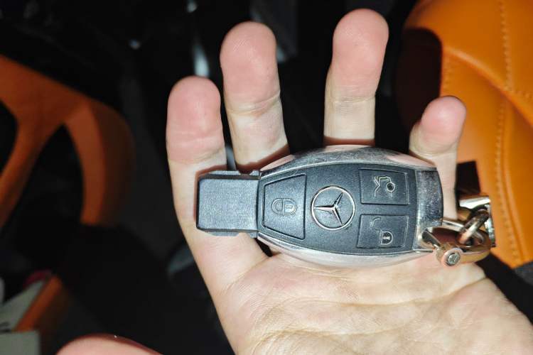 Used Mercedes-Benz Vito 2016 2.0T Business Edition Vehicle Key