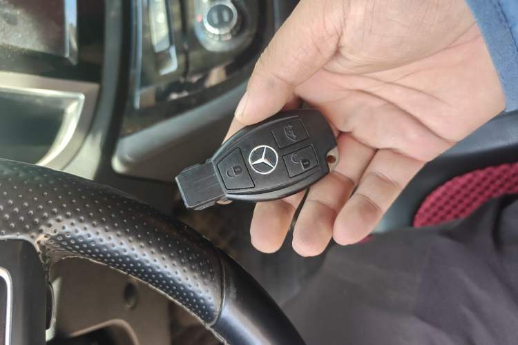Used Mercedes-Benz Vito 2016 2.0T Business Edition Vehicle Key