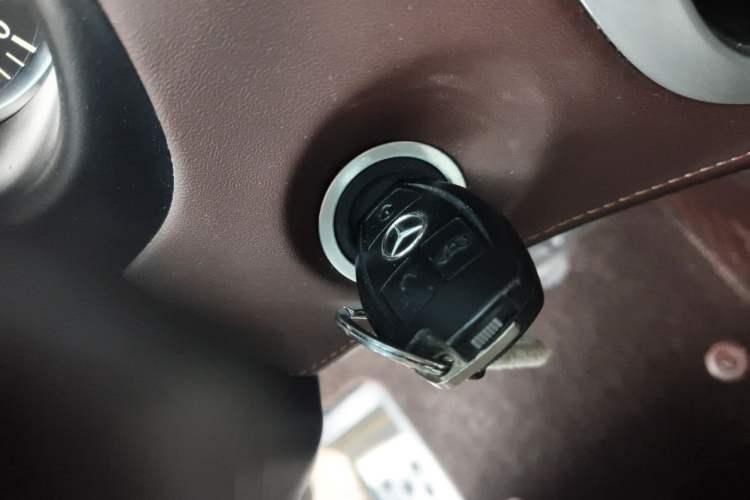 Used Mercedes-Benz Vito 2016 2.0T Business Edition Vehicle Key