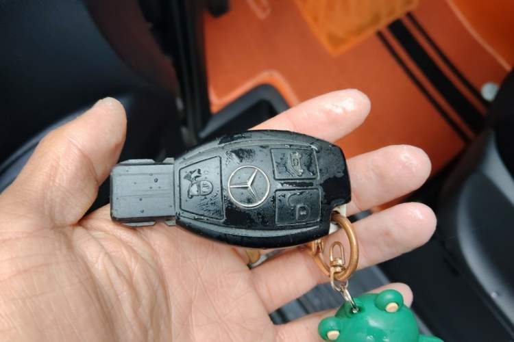Used Mercedes-Benz Vito 2016 2.0T Business Edition Vehicle Key