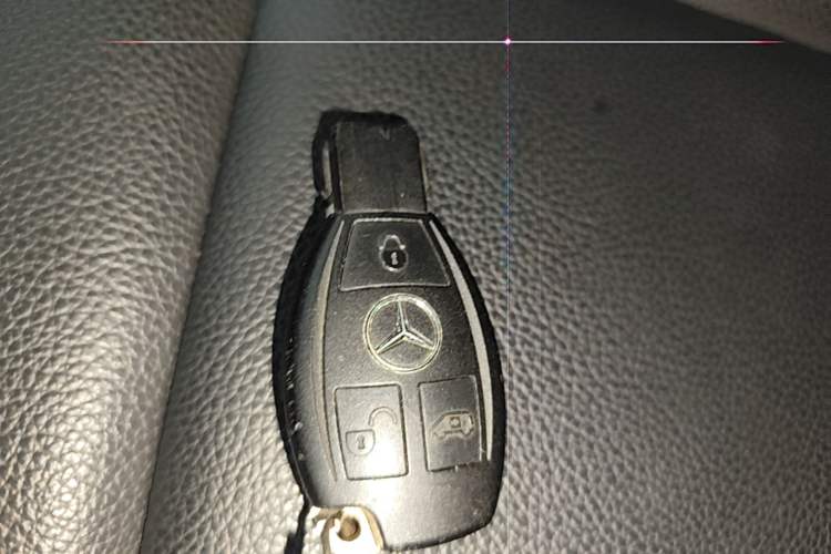 Used Mercedes-Benz Vito 2016 2.0T Elite Edition Vehicle Key