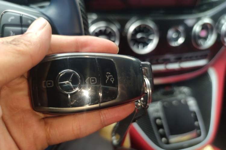 Used Mercedes-Benz Vito  Vehicle Key