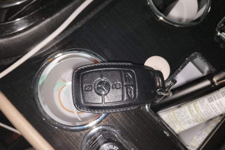 Used Mercedes-Benz Vito 2016 2.0T Business Edition Vehicle Key