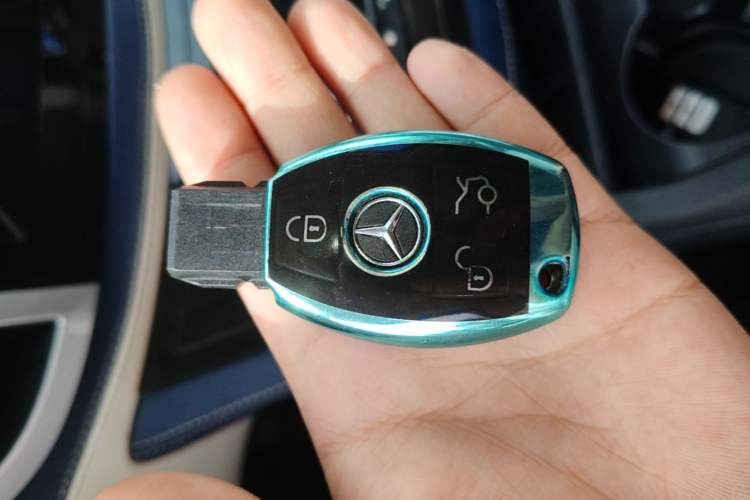 Used Mercedes-Benz Vito 2016 2.0T Business Edition Vehicle Key