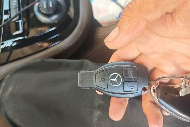 Used Mercedes-Benz Vito  Vehicle Key