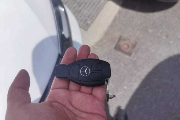 Used Mercedes-Benz Vito 2016 2.0T Elite Edition Vehicle Key