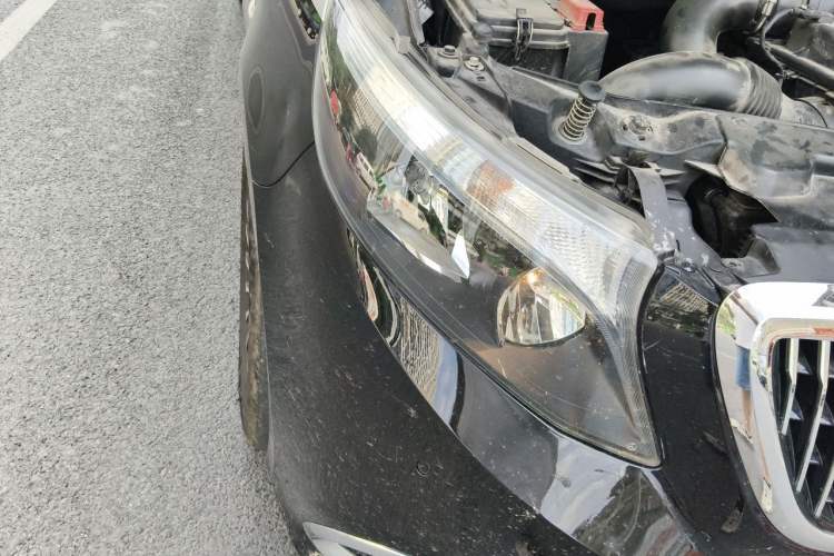 Used Mercedes-Benz Vito 2016 2.0T Business Edition Right Front Headlight