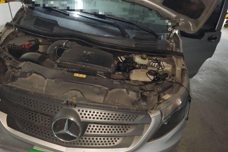Used Mercedes-Benz Vito 2016 2.0T Business Edition Engine Bay Left
