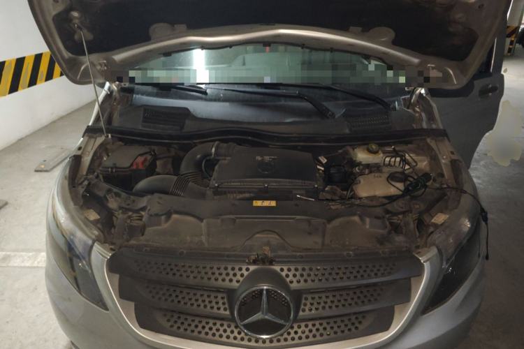 Used Mercedes-Benz Vito 2016 2.0T Business Edition Engine Bay