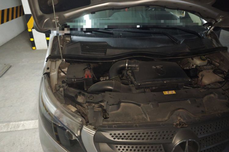 Used Mercedes-Benz Vito 2016 2.0T Business Edition Engine Bay Right