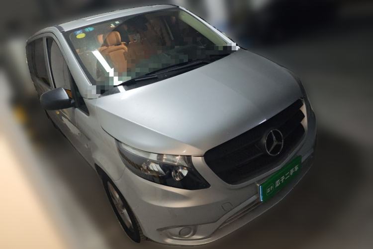 Used Mercedes-Benz Vito 2016 2.0T Business Edition Front Right 45 Deg