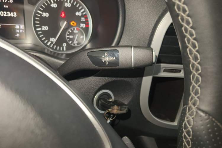 Used Mercedes-Benz Vito 2016 2.0T Business Edition Gear Lever