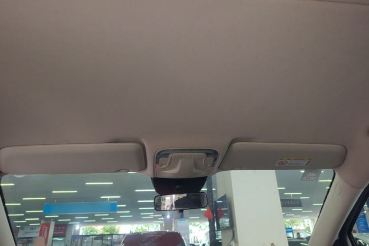 Used Mercedes-Benz Vito 2016 2.0T Business Edition Headliner