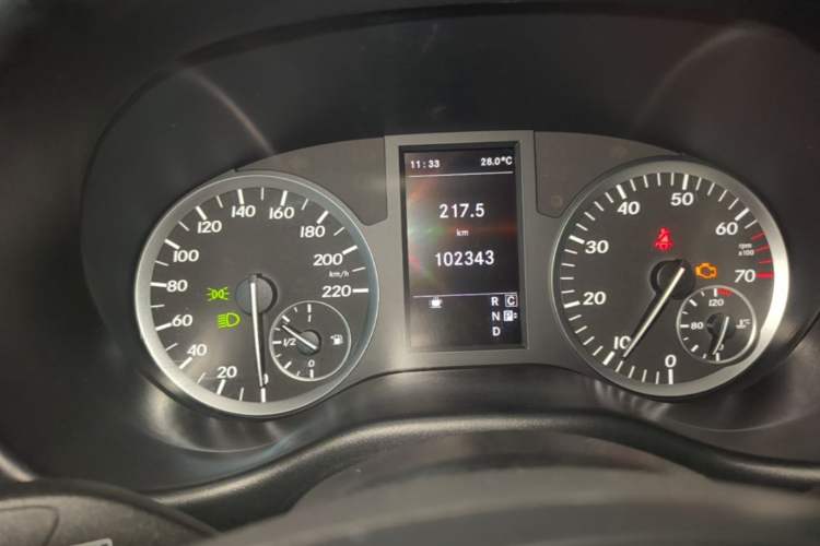 Used Mercedes-Benz Vito 2016 2.0T Business Edition Instrument Cluster