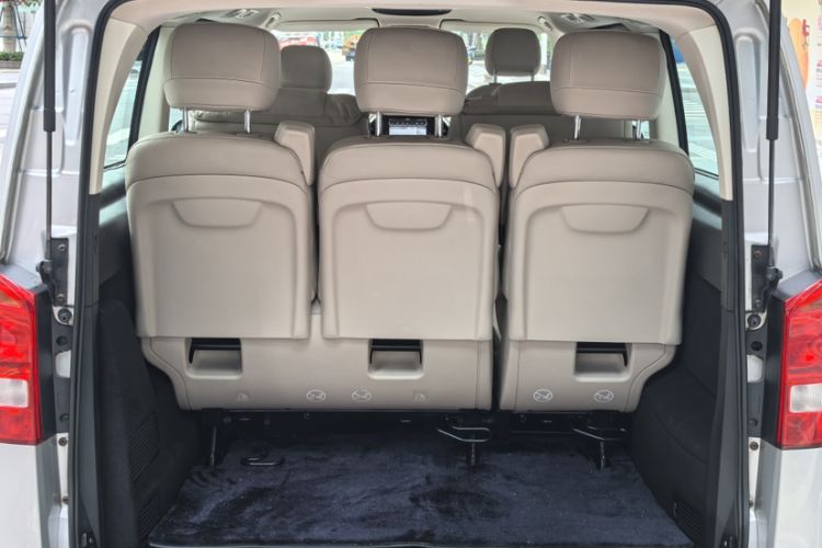 Used Mercedes-Benz Vito 2016 2.0T Business Edition Interior 10