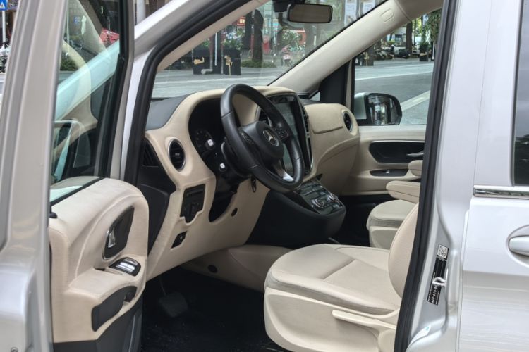 Used Mercedes-Benz Vito 2016 2.0T Business Edition Interior 6
