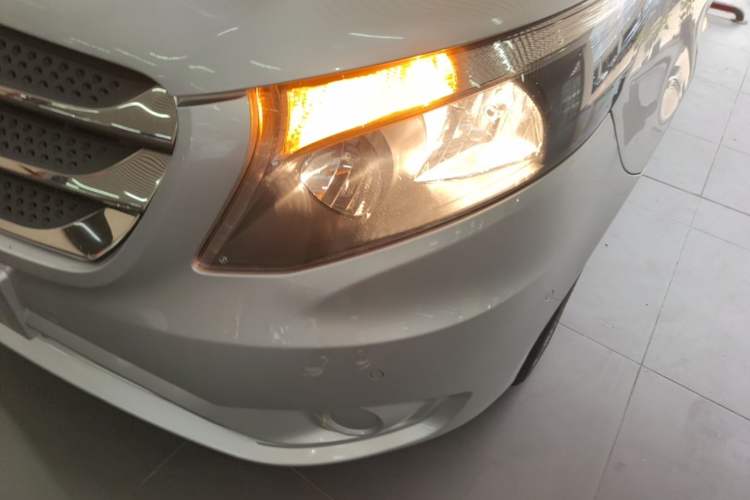 Used Mercedes-Benz Vito 2016 2.0T Business Edition Left Front Headlight