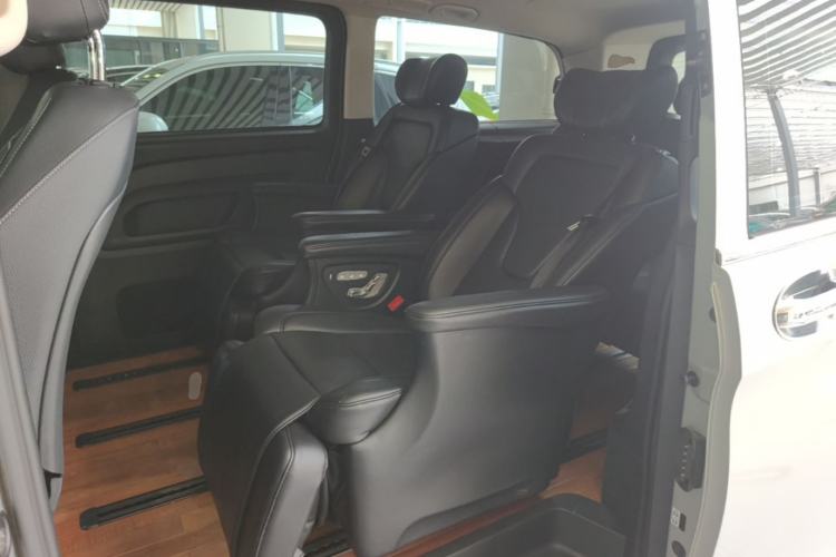 Used Mercedes-Benz Vito 2016 2.0T Business Edition Left Rear Seat