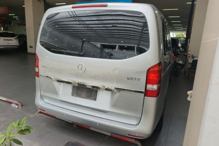 Used Mercedes-Benz Vito 2016 2.0T Business Edition Rear Right 45 Deg