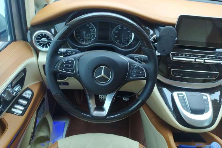 Used Mercedes-Benz Vito 2016 2.0T Business Edition Steering Wheel